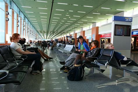 windfinder casablanca airport.